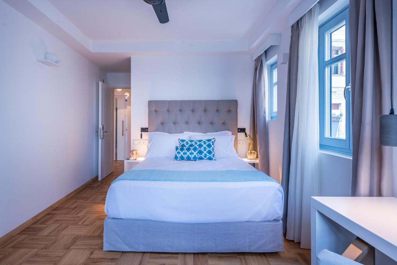 Shapes Luxury Suites Ermoupoli Esterno foto
