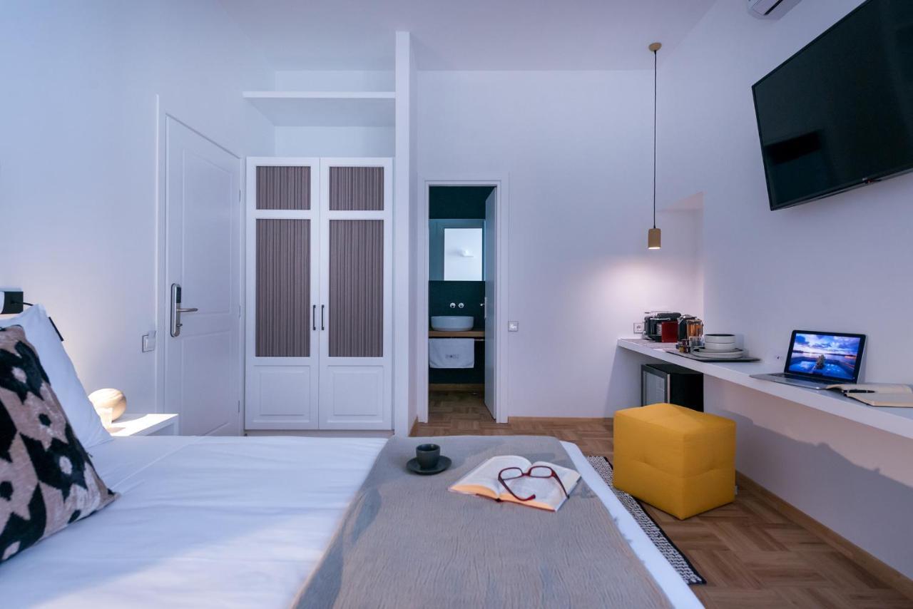 Shapes Luxury Suites Ermoupoli Esterno foto